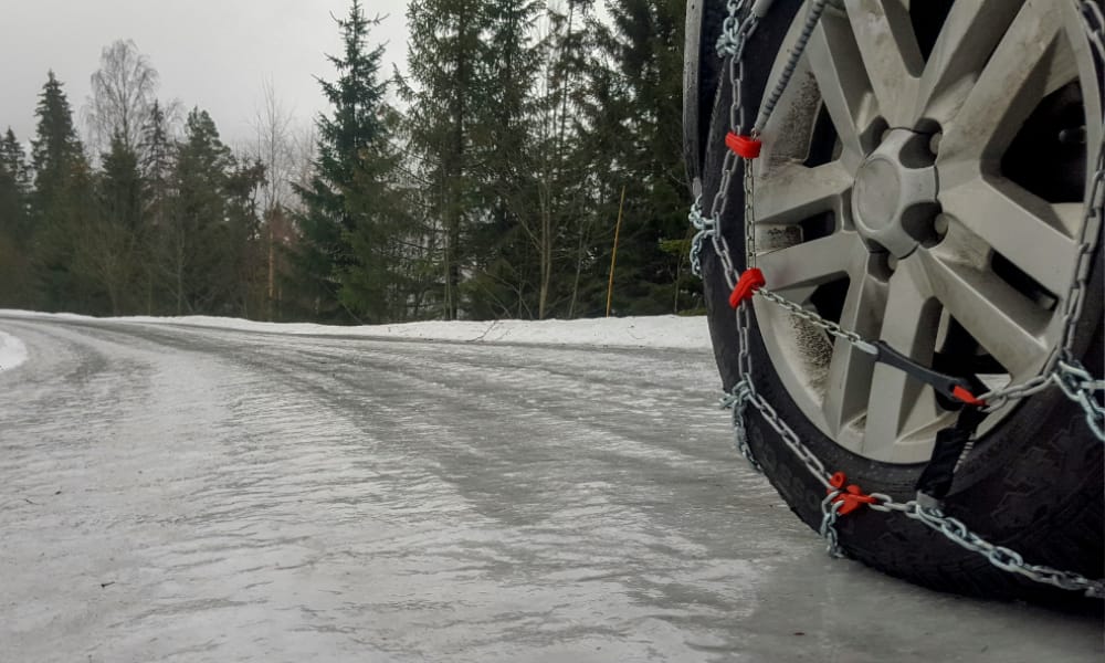 winter driving chains - World Famous Autos - driving in smoke